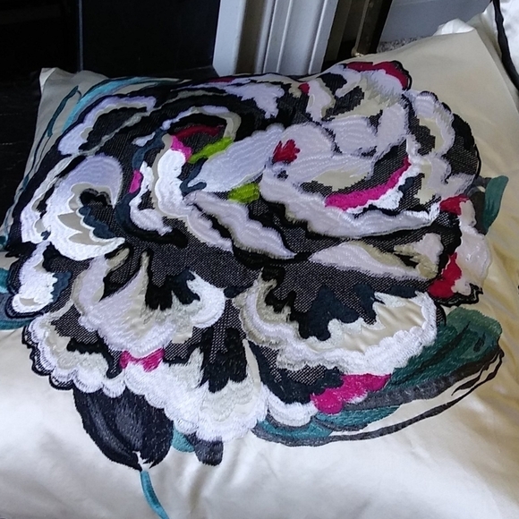 Designers Guild set/2 pillow‎ shams embroidered… - Picture 12 of 15